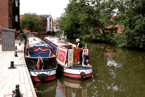 Tonbridge Town
                    Quay